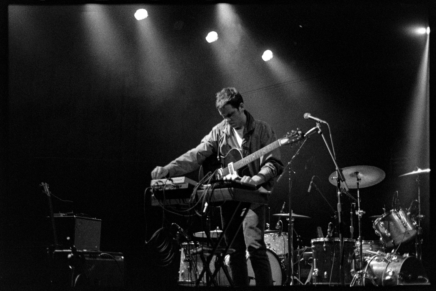 Ryan Davis performing solo at First Avenue